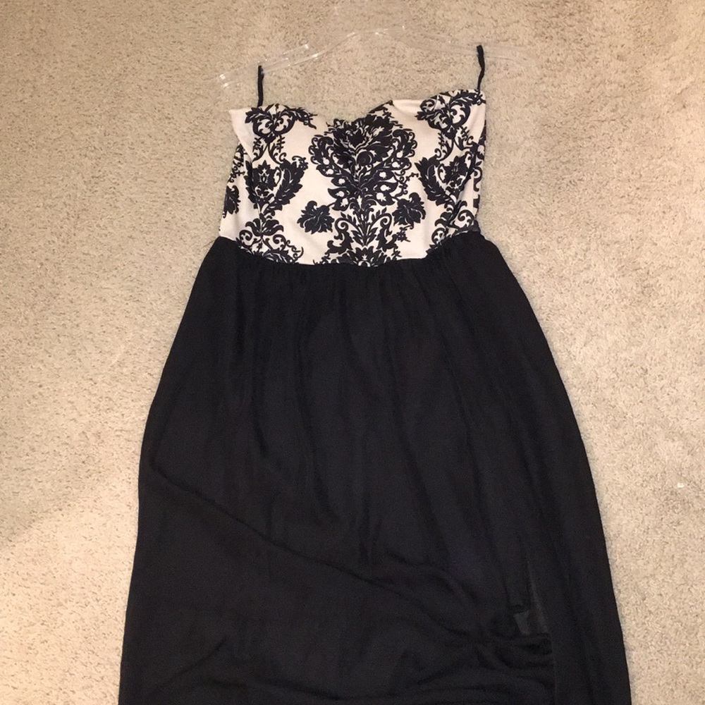 Formal, tan and black medium size dress
